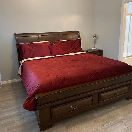 Appartement Cozy Getaway With King Bed Near Utrgv à Edinburg Extérieur photo